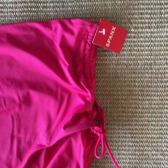 NWT! SPANX M, XL & 3X ‘Swim High Rise Brief’ Hibiscus color. Drawstring. 50126. - Picture 3 of 11